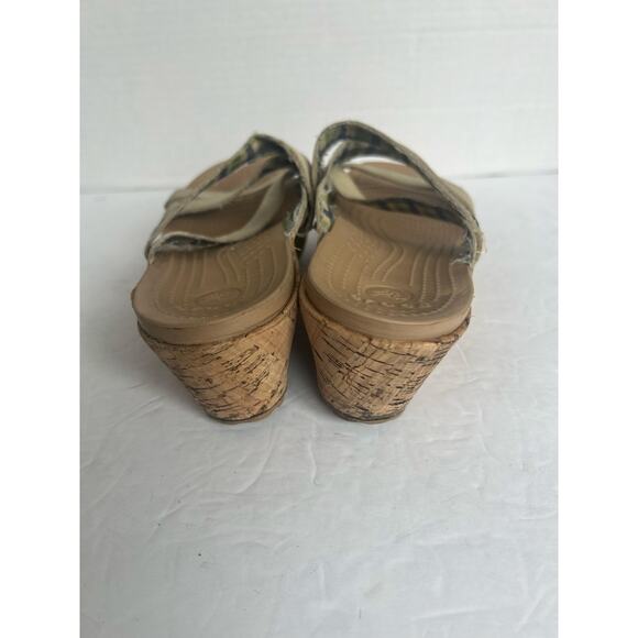 Crocs Leigh Platform Wedge Strappy Slide On Sandals Size 9 - Picture 6 of 9